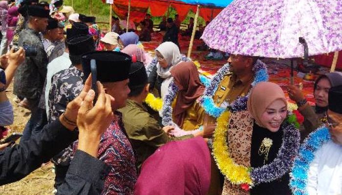 Emiko Hadiri Alek Bakawua di Nagari Garabak Data Tigo Lurah