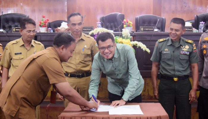 KUA-PPAS Perubahan Tahun 2024 dan Ranperda Tentang RPJPD 2025-2045 Kabupaten Solok Disahkan