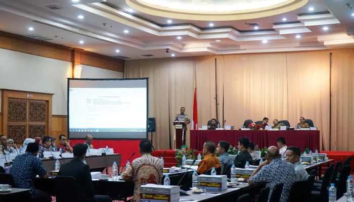 Banggar dan TAPD Kabupaten Solok Bahas Ranperda APBD Perubahan 2024