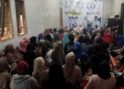 “Bersemi”, Paslon Emiko-Irwan Afriadi Jadi Rebutan Emak-emak di Koto Baru