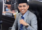 Denny Eka Surya, SH Diamanahkan Sebagai Ketua Fraksi PAN DPRD Kabupaten Solok Periode 2024-2029