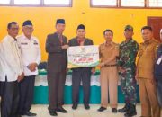 Pemkab Solok Salurkan Bantuan Bagi Keluarga Korban Longsor di Nagari Sungai Abu