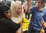 Emiko Gas Blusukan ke Pasar Talang: Calon Bupati Solok Nomor 2 Bikin Pasar Berasa Pesta!