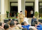 Bupati Solok Selatan Pimpin Apel Gabungan ASN dan Serahkan Penghargaan KPU Sumbar