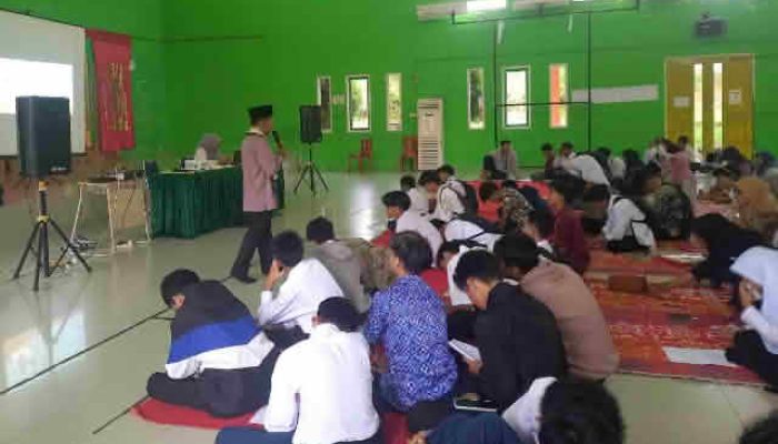 Pesantren Ramadhan SKB Kota Solok Hadirkan Ust Wawan Syafriandi S.Pd Da’i Muda Solok
