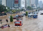 Banjir Jakarta: Ujian Awal bagi Gubernur Pramono Anung
