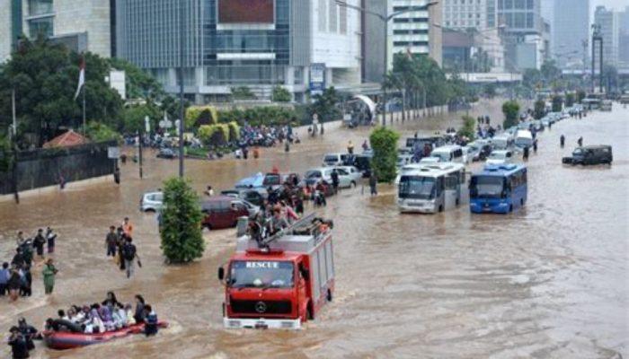 Banjir Jakarta: Ujian Awal bagi Gubernur Pramono Anung
