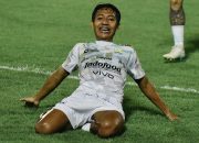 Semen Padang FC Ambruk di Kandang: Persib Bandung Bantai Kabau Sirah 4-1 di Stadion Haji Agus Salim