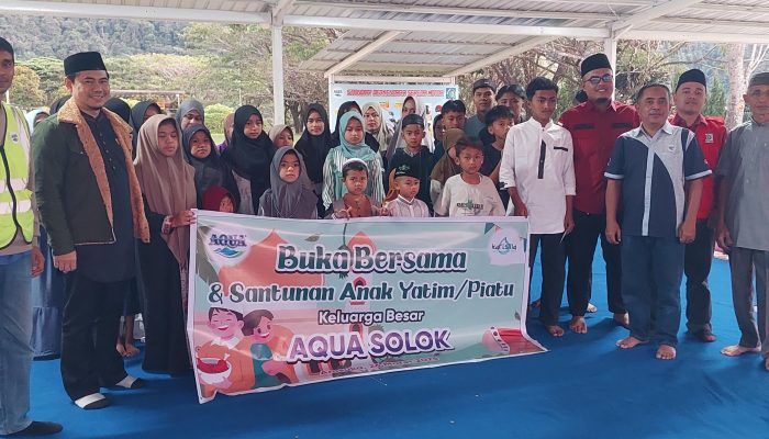 Bersama anak yatim TIV Solok gelar acara buka bersama dan pembagian takjil gratis