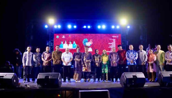 Meriah dan Penuh Semangat, Puncak HUT ke-112 Kabupaten Solok Digelar Lewat Event “Solok Maimbau 2025”