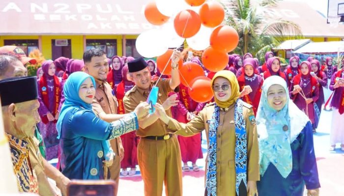 Wabub Hadiri Perpisahan Kelas XII SMAN 2 Pulau Punjung