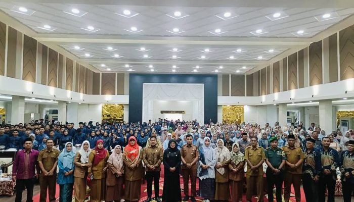 Wabup Leli Arni Hadiri Perpisahan Siswa Kelas XII SMAN 1 Pulau Punjung