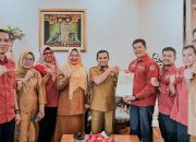 Legalitas Diperkuat, Sertifikat Hak Pakai UPT Pertanian Aripan Diserahkan Resmi kepada Pemkab Solok