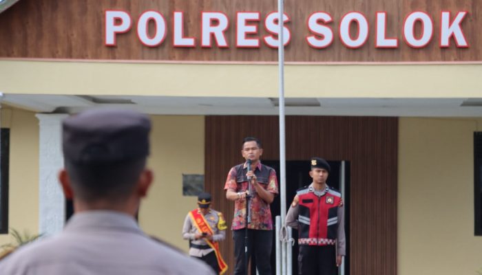 Kasi Humas Polres Solok Ajak Personel Bijak Bermedia Sosial