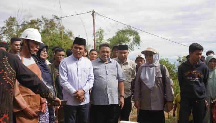 Bupati Solok Hadiri Prosesi Penyembelihan Hewan Kurban dari Presiden RI di Nagari Koto Laweh