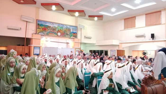 73 Santri MDTA Marhamah Padang Ikuti Khatam Al-Qur’an ke-XIV
