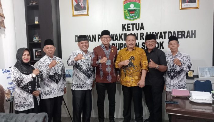 Pimpinan DPRD Kabupaten Solok Terima Aspirasi dan Curhat PGRI Terkait Kesejahteraan Guru