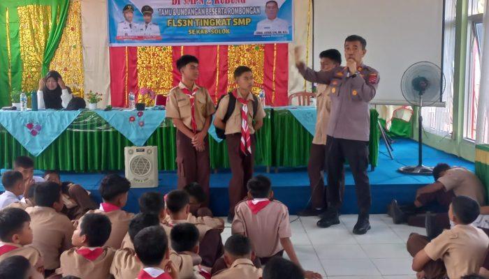 Sosialisasi Bahaya Narkoba dan Bullying di SMPN 2 Kubung, Bhabinkamtibmas Koto Baru Dampingi Kapolsek Kubung