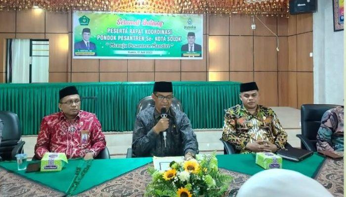 Menuju Pesantren Mandiri, Kemenag Kota Solok Gelar Rapat Koordinasi Pondok Pesantren se-Kota Solok
