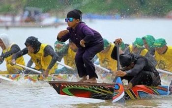 Pacu Jalur Kuansing Mengguncang Dunia: Dari Tepian Narosa Hingga Sorotan Klub Internasional