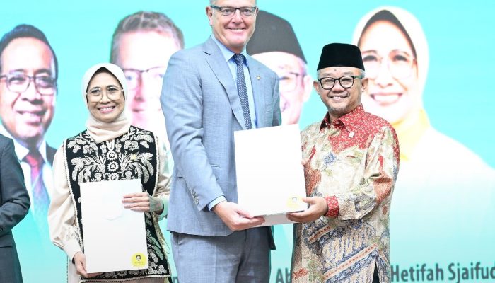 Kemendikdasmen dan Flinders University Gelar Simposium “Indonesia’s Future: A Multi-Disciplinary Approach” untuk Tingkatkan Kualitas Pendidikan