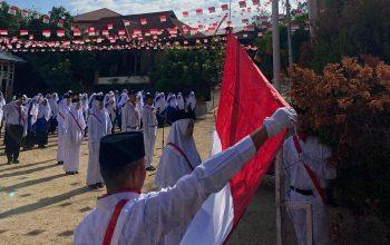 Kasi PD Pontren Apresiasi Pelaksanaan Upacara Bendera Ponpes se-Kota Solok