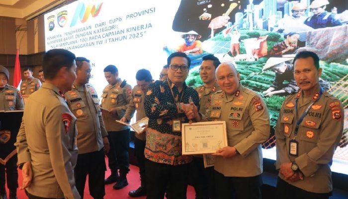 Kapolres Solok AKBP Agung Pranajaya S.I.K. Baru 4 Bulan, Boyong 3 Penghargaan Bergengsi