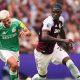 Villa Park Memanas! Aston Villa 10 Pemain Gagalkan Dominasi Newcastle