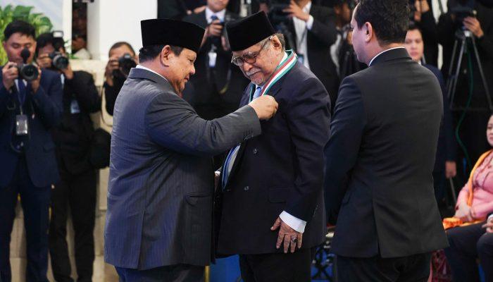 Presiden Prabowo Anugerahkan Tanda Jasa dan Kehormatan kepada 141 Tokoh Nasional