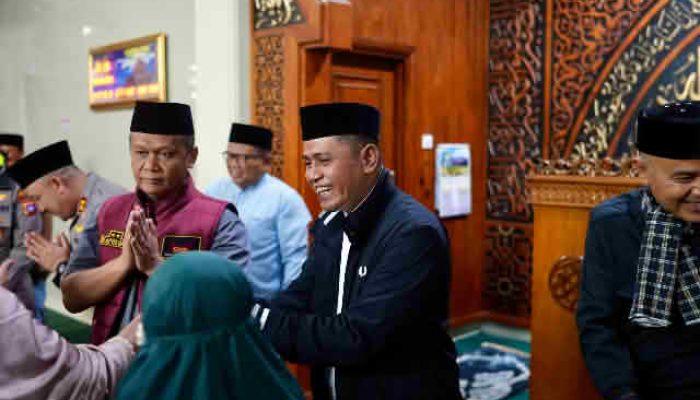 Kapolda Sumbar dan Bupati Solok Gelar Gerakan Subuh Berjamaah di Alahan Panjang