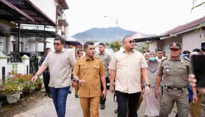 Kunjungan Kerja Bupati Solok dan Andre Rosiade ke Dapur SPPG Batang Barus