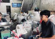 Mempertahankan Usaha Jual Beli Rempah – Rempah Pak Jangguik