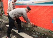 Kapolres Solok Letakkan Batu Pertama Program Bedah Rumah Tidak Layak Huni di Nagari Koto Hilalang
