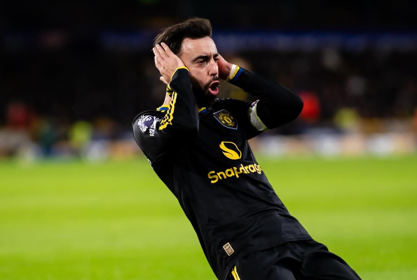 Bruno Fernandes Brilkan, Manchester United Bantai Wolves 4-1