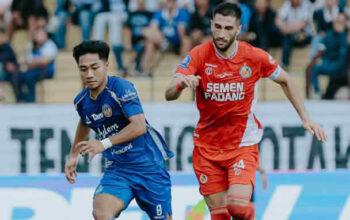 PSIM Yogyakarta Tekuk Semen Padang 1-0, Ze Valente Cetak Gol Penalti Penentu