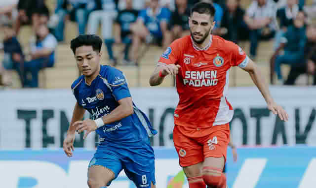 PSIM Yogyakarta Tekuk Semen Padang 1-0, Ze Valente Cetak Gol Penalti Penentu