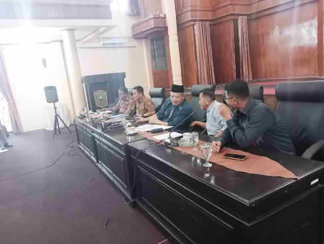 DPRD Kabupaten Solok Panggil OPD Evaluasi Realisasi APBD 2025 dan Penanganan Bencana