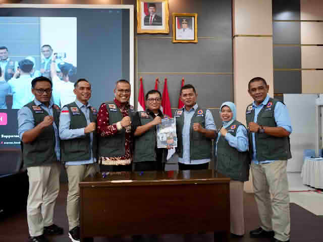 Pemkab Solok Serahkan Dokumen R3P kepada BNPB pada Rakor Sinergitas R3P Sumbar 2025