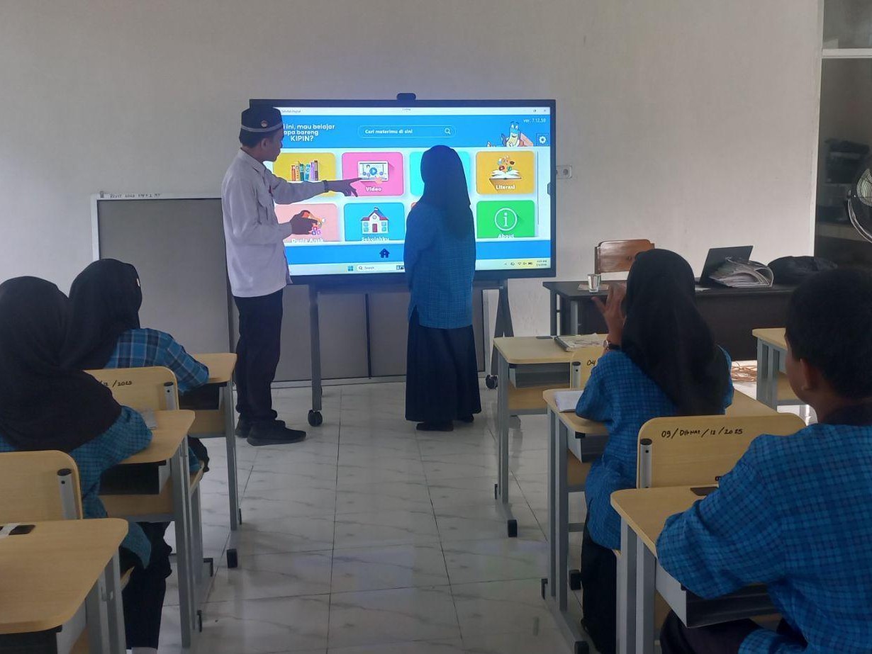 Dinas Pendidikan Kabupaten Lahat Sukses Mempersiapkan TKA dengan Inovasi Pembekalan Latihan Soal Tanpa Internet