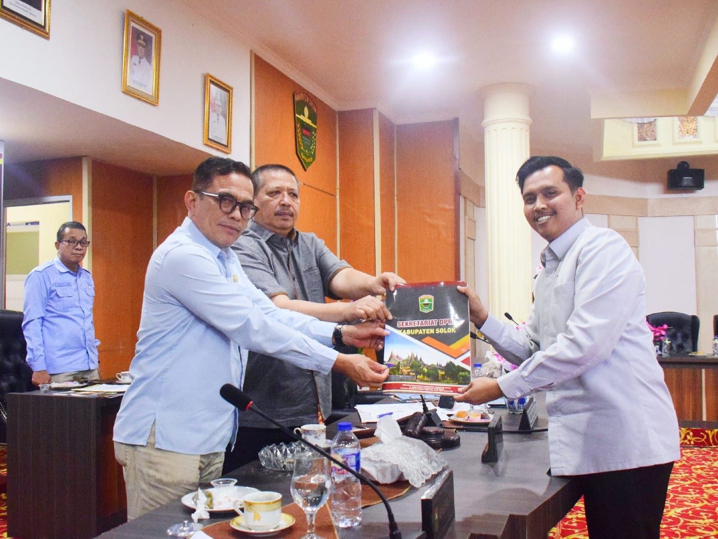 Fraksi-Fraksi DPRD Kabupaten Solok Sampaikan Pandangan Umum Konstruktif terhadap Empat Ranperda