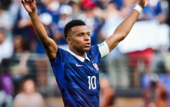 Prancis Terlalu Perkasa! Les Bleus Gilas Swedia, Mbappé dkk Melenggang ke 16 Besar