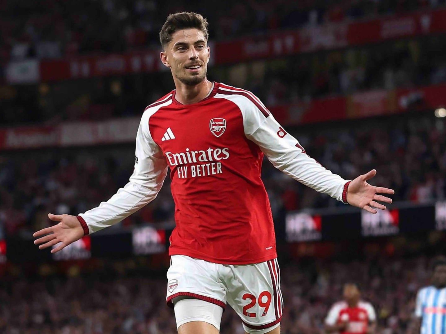 Arsenal Hancurkan Coventry , Awali Pertahanan Gelar Premier League