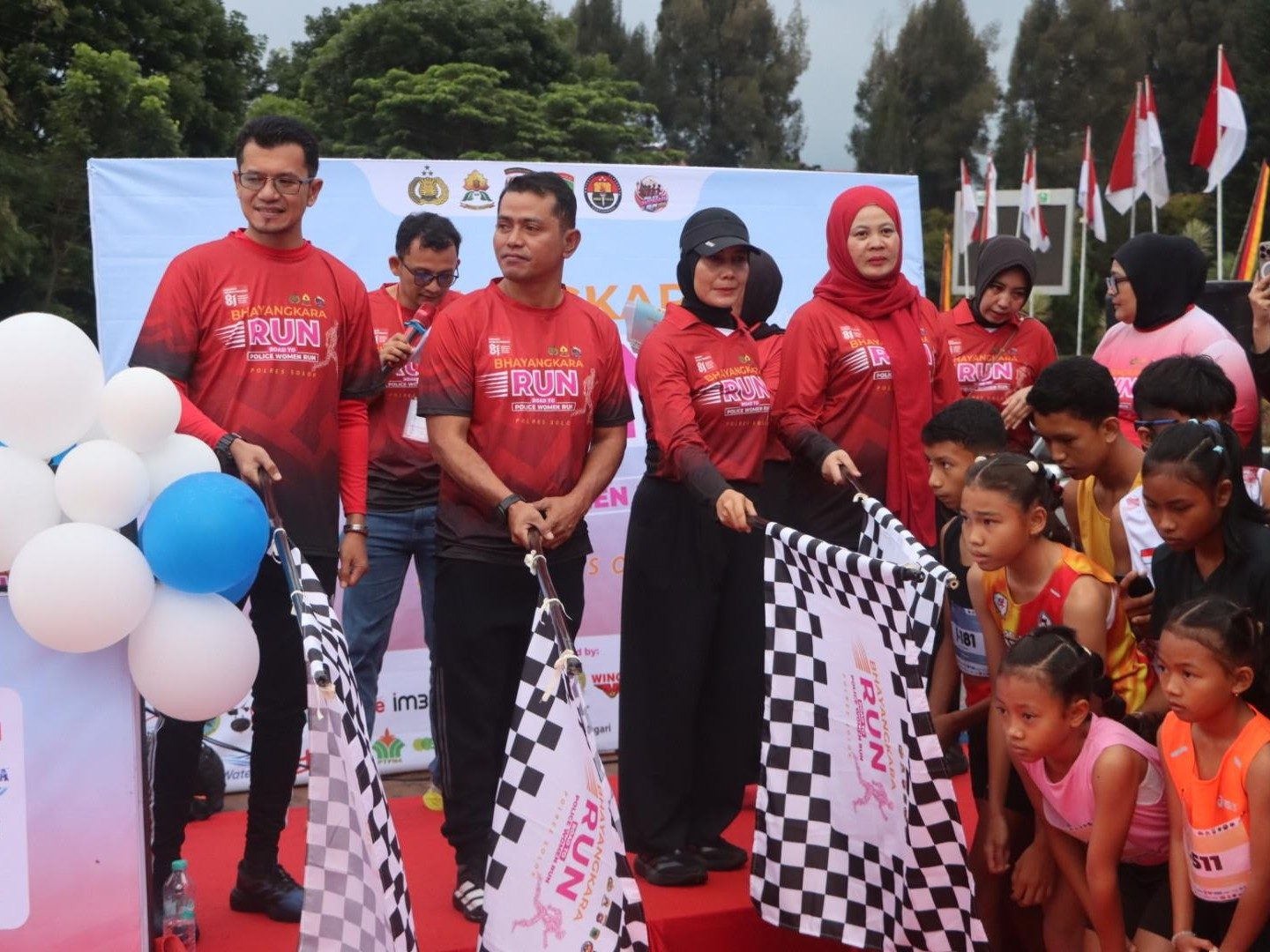 1.360 Peserta Ramaikan Bhayangkara Run Road to Police Women Run 2026 di Solok