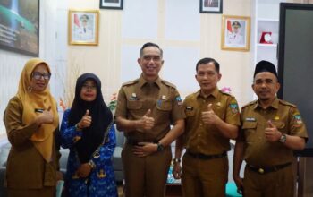 Sekda Medison Lepas Hj. Egi Firnawati, Siap Harumkan Dharmasraya di MTQ KORPRI Nasional