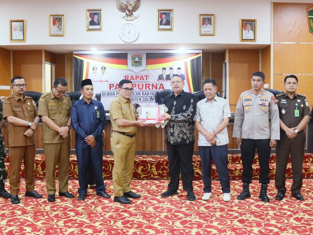 KUA-PPAS Kabupaten Solok 2027 Disepakati, Perbaikan 476 Kilometer Jalan Rusak Jadi Prioritas