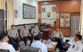 Kapolres Dharmasraya Sambut Ketua PN Pulau Punjung yang Baru, Perkuat Sinergi Penegakan Hukum
