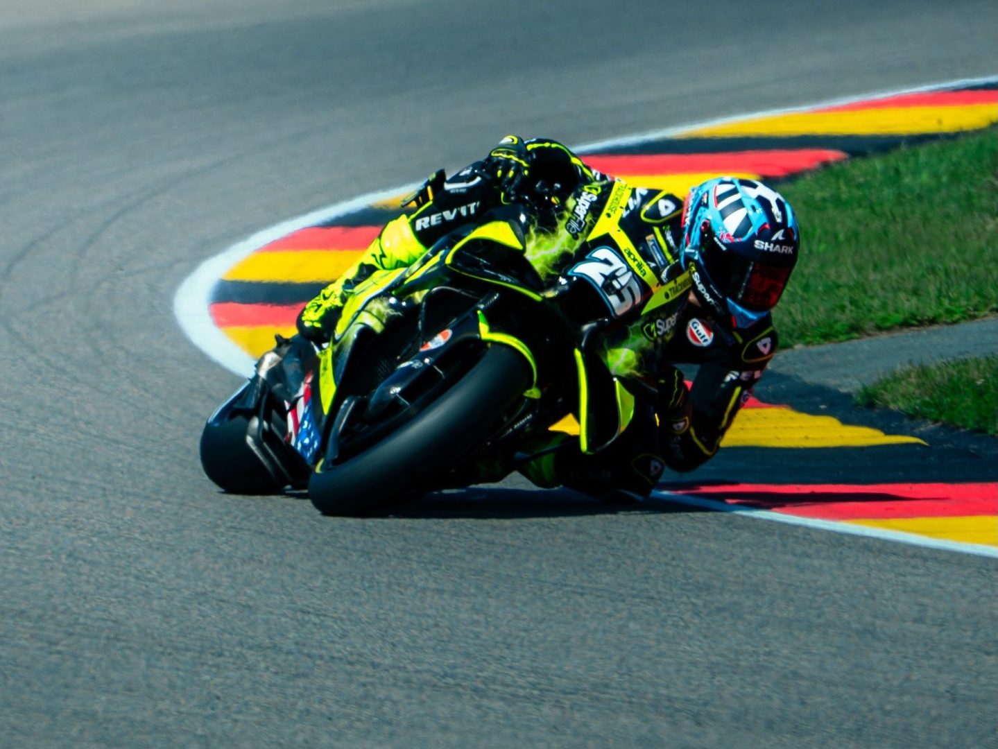 Raúl Fernández Kuasai MotoGP Inggris 2026, Aprilia Borong Dua Podium Teratas