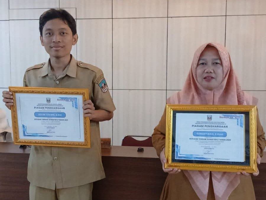 MPP Dharmasraya Apresiasi Dua Petugas dengan Kinerja Terbaik Semester II 2025