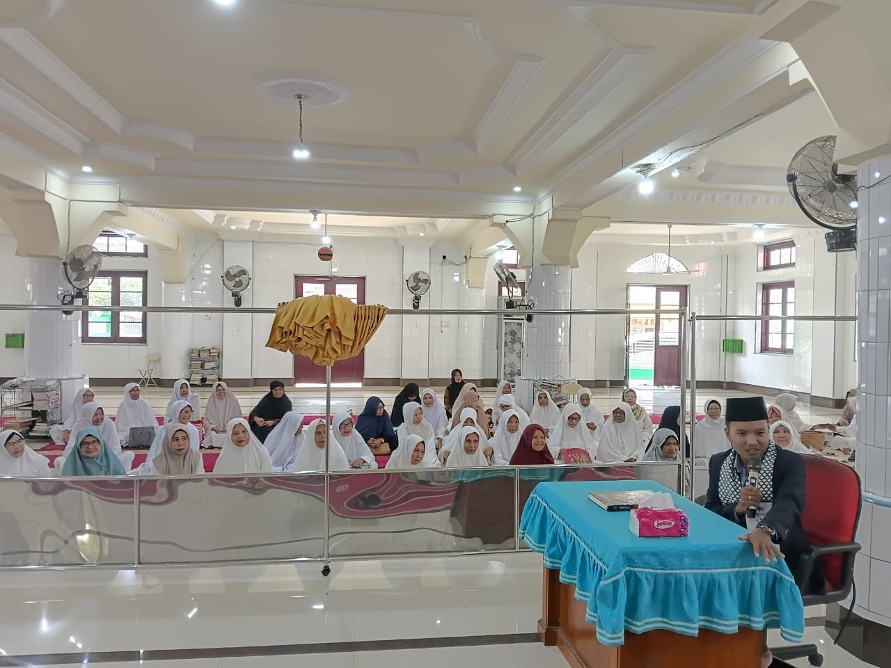 Peringatan Maulid Nabi di Nagari Cupak, Ustadz Wawan Syafriandi Ajak Jamaah Wujudkan Cinta Rasulullah dengan Lima Perubahan