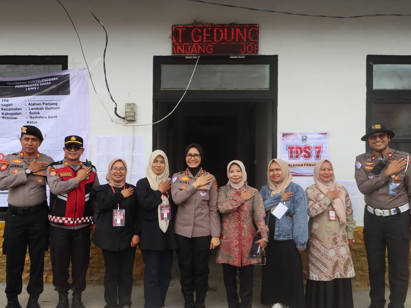 Kapolres Solok Turun Langsung Pantau Pilwana Alahan Panjang, 300 Personel Dikerahkan